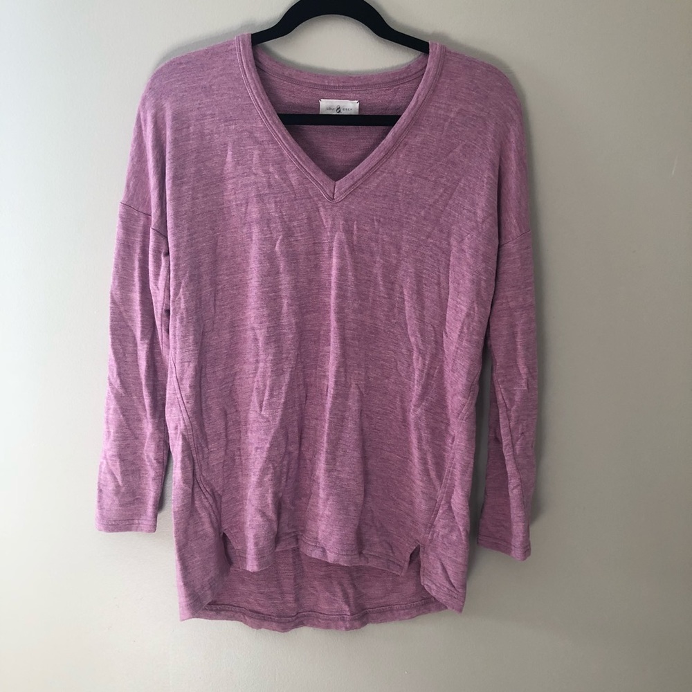 Lou & Grey purple signature soft v neck sweater